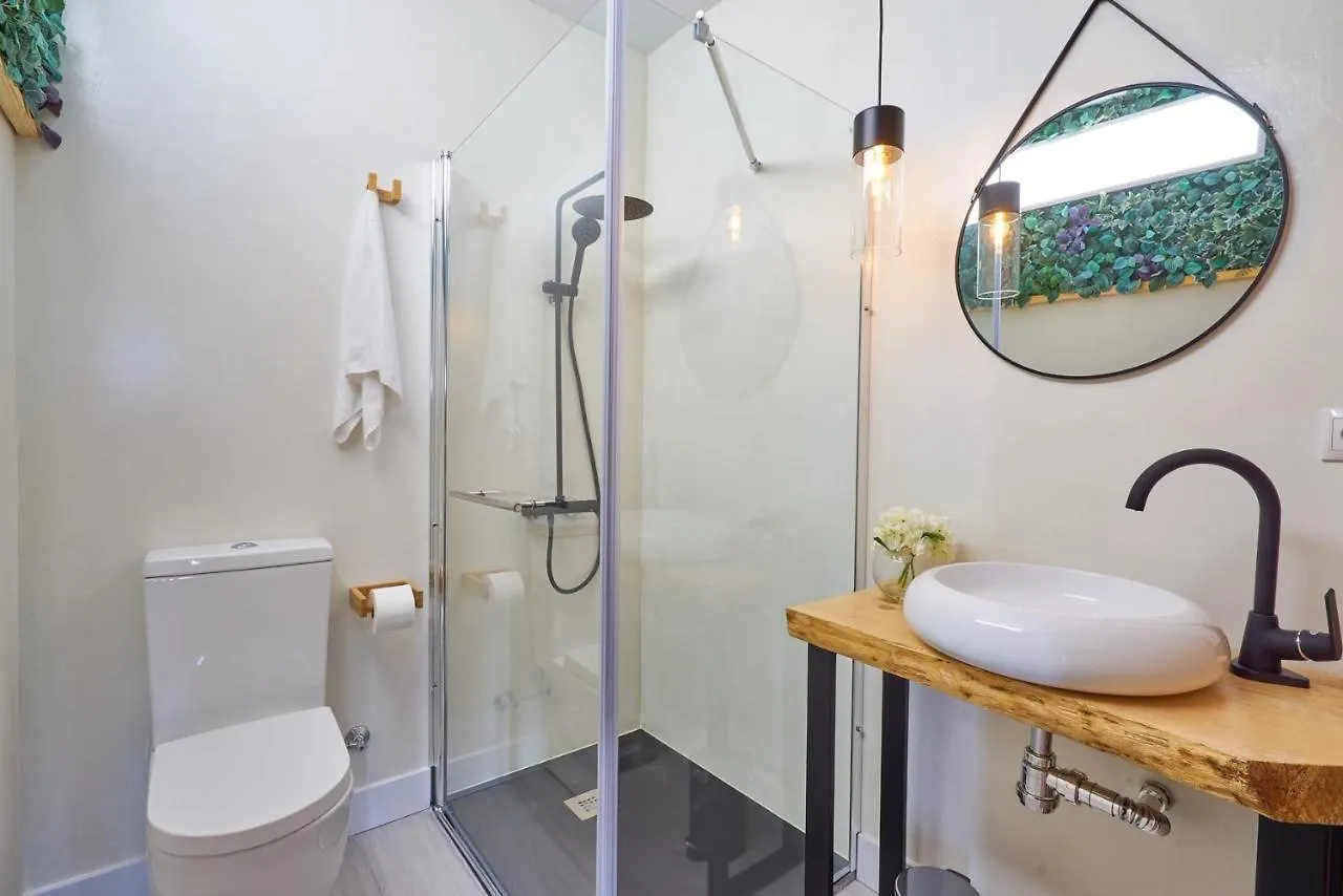 La Macarena Airport Apartment Malaga