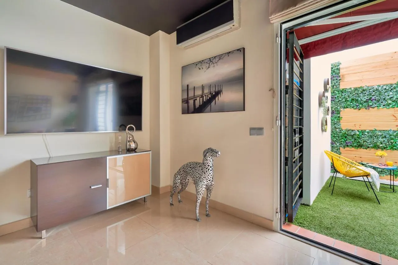 La Macarena Airport Apartment Malaga