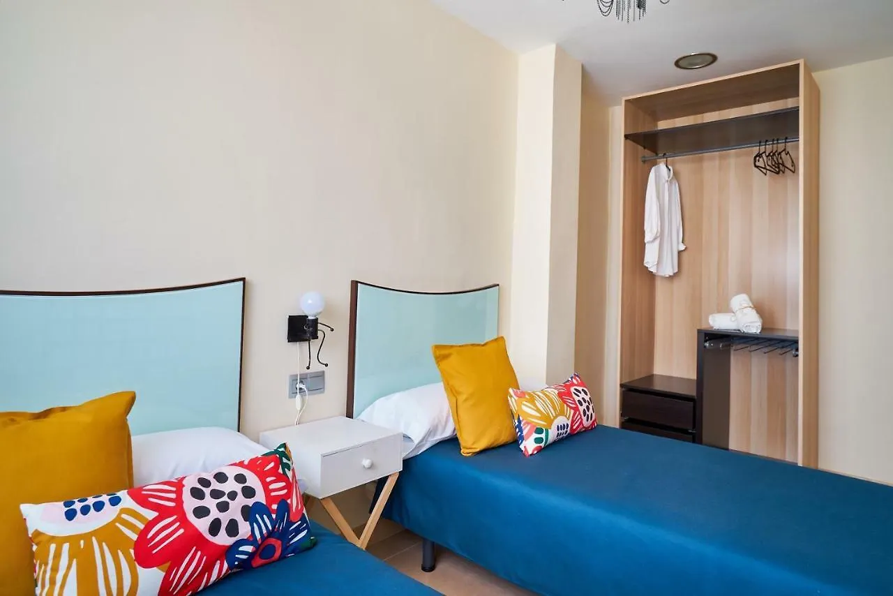 La Macarena Airport Apartment Malaga